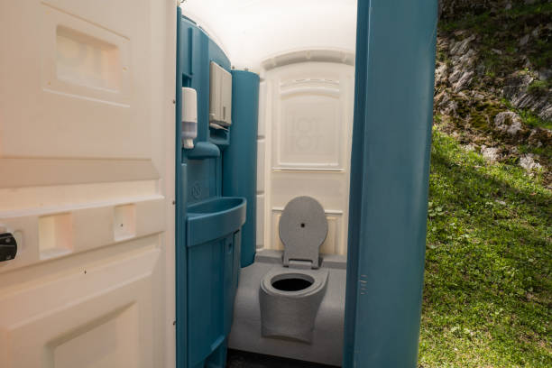 Best Portable Restrooms for Agricultural Sites in Ledbetter, KY